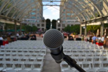 Two Great Ways To Ruin A Wedding Speech